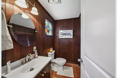 138 N Burnett Drive, Baytown, TX 77520 - Photo 21