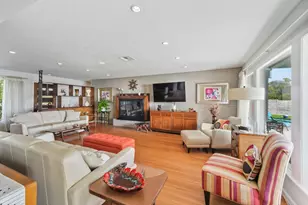 138 N Burnett Dr, Baytown, TX 77520 - Photo 25