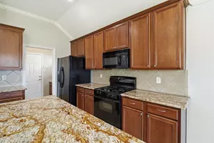2506 Barton Springs St, League City, TX 77573 - Photo 9