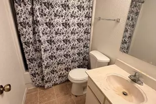 11983 Bob White Dr, Houston, TX 77035 - Photo 7