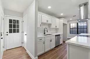 17530 S Compass Rose Circle, Crosby, TX 77532 - Photo 5