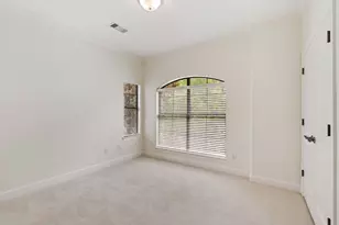 2210 Mid Ln, Houston, TX 77027 - Photo 17