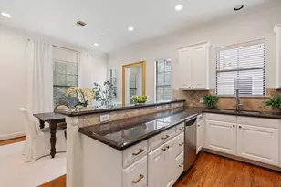 2210 Mid Ln, Houston, TX 77027 - Photo 15