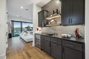 1410 Indiana St, Houston, TX 77006 - Photo 31