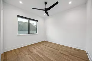 1410 Indiana St, Houston, TX 77006 - Photo 17