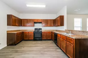 1015 Cascadera Ct, Richmond, TX 77406 - Photo 3