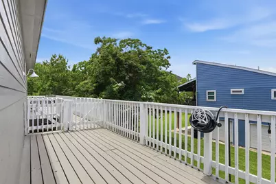 613 Oakdale Street, La Porte, TX 77571 - Photo 9