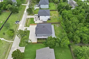 613 Oakdale St, La Porte, TX 77571 - Photo 43