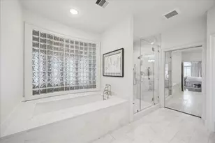 2211 Dunraven Ln, Houston, TX 77019 - Photo 17