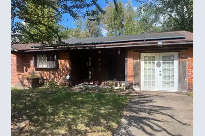 807 Dr Martin Luther King Jr Place N, Conroe, TX 77301 - Photo 1
