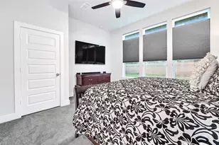 31822 Pecan Mdw Ln, Fulshear, TX 77441 - Photo 31