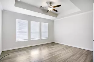 9615 Slumbering Willow Ln, Richmond, TX 77406 - Photo 11