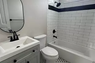 807 8th St, Galveston, TX 77550 - Photo 7