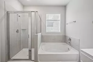 2107 Spring Hollow Dr, Baytown, TX 77521 - Photo 25