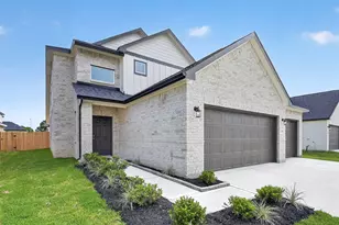 2107 Spring Hollow Dr, Baytown, TX 77521 - Photo 1