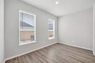 2107 Spring Hollow Dr, Baytown, TX 77521 - Photo 11