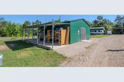18911 County Road 3191 S, Garrison, TX 75946 - Photo 13