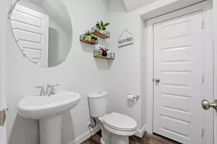 9905 Smokehouse Silo Ln, Houston, TX 77080 - Photo 13