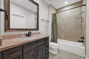 11218 Gallant Ridge, Houston, TX 77082 - Photo 13