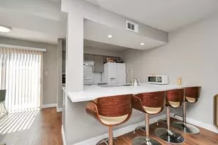 6111 Beverly Hill St, Houston, TX 77057 - Photo 9