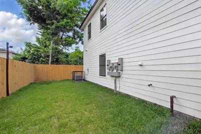 4719 Mallow Street, Houston, TX 77033 - Photo 27