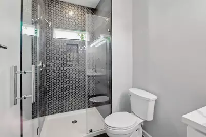 4719 Mallow Street, Houston, TX 77033 - Photo 21