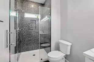 4719 Mallow St, Houston, TX 77033 - Photo 21