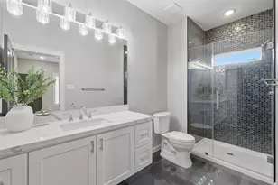 4719 Mallow St, Houston, TX 77033 - Photo 19