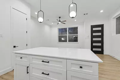 203 Danna Lane #A, Houston, TX 77009 - Photo 7