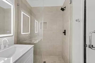 203 Danna Lane #A, Houston, TX 77009 - Photo 17