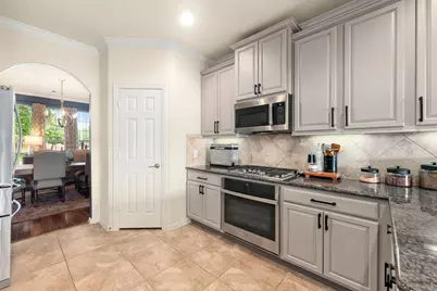 2303 Crescent Water, Rosenberg, TX 77471 - Photo 13