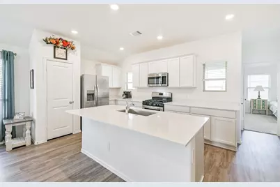 2767 Sagedale Drive, Conroe, TX 77301 - Photo 5