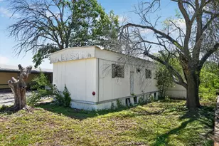 117 Broken Arrow St, Brackettville, TX 78832 - Photo 3