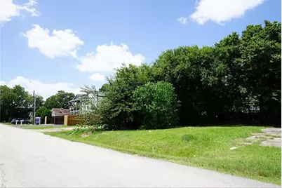 1310 Roosevelt Street, Houston, TX 77012 - Photo 9
