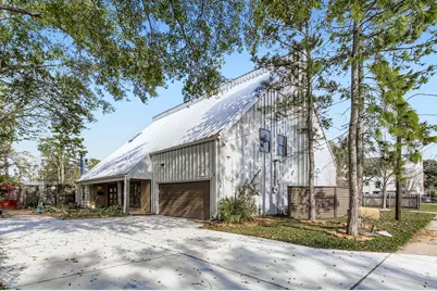 826 Fisher Street, Houston, TX 77018 - Photo 1