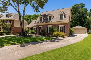 5102 Natural Bridge Dr, Kingwood, TX 77345 - Photo 3