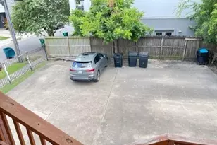 1201 Gray St, Houston, TX 77019 - Photo 9