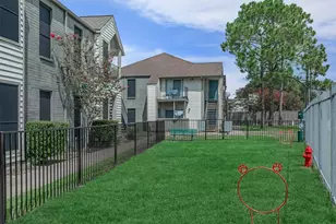 1111 W Main St, League City, TX 77573 - Photo 35