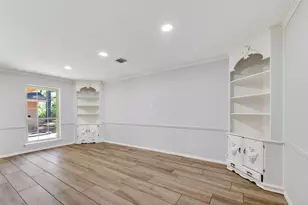 1810 Indian Shores Rd, Crosby, TX 77532 - Photo 9