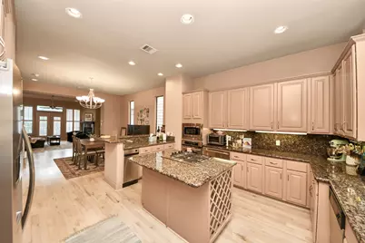 5217 Lillian Street, Houston, TX 77007 - Photo 3