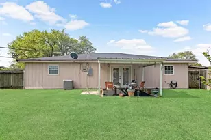 245 N Clover St, Bridge City, TX 77611 - Photo 21