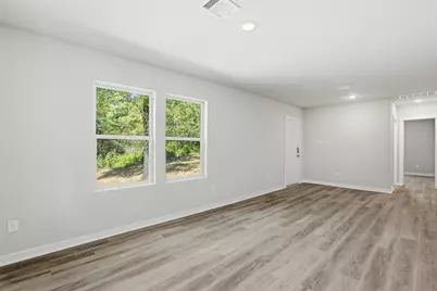 154 Lakeview Drive E, Livingston, TX 77351 - Photo 11