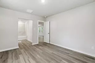 154 Lakeview Dr E, Livingston, TX 77351 - Photo 17