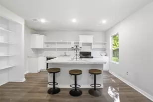 154 Lakeview Dr E, Livingston, TX 77351 - Photo 7