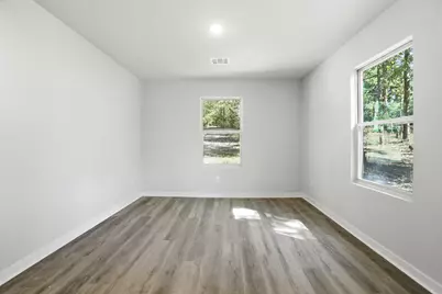 154 Lakeview Drive E, Livingston, TX 77351 - Photo 19