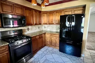 3802 Dolphin Ln, La Porte, TX 77571 - Photo 23