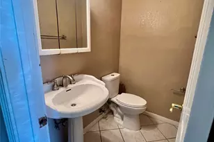 3802 Dolphin Ln, La Porte, TX 77571 - Photo 27