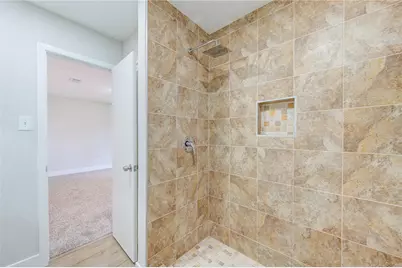 328 Meadow Wood Court, League City, TX 77573 - Photo 9