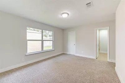 328 Meadow Wood Court, League City, TX 77573 - Photo 11