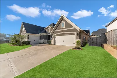 1014 Lakemont Bend Lane, Pinehurst, TX 77362 - Photo 3